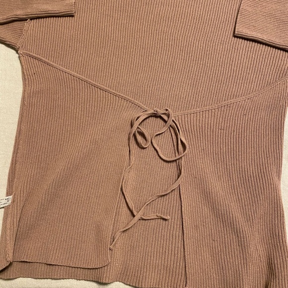 Free People Wrap Tie Front Top - Picture 12 of 13